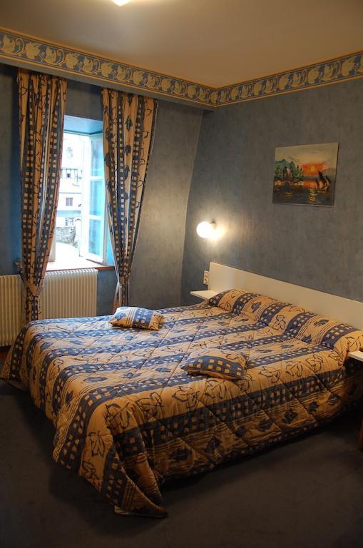 Auberge Saint Fleuret Естен Екстер'єр фото